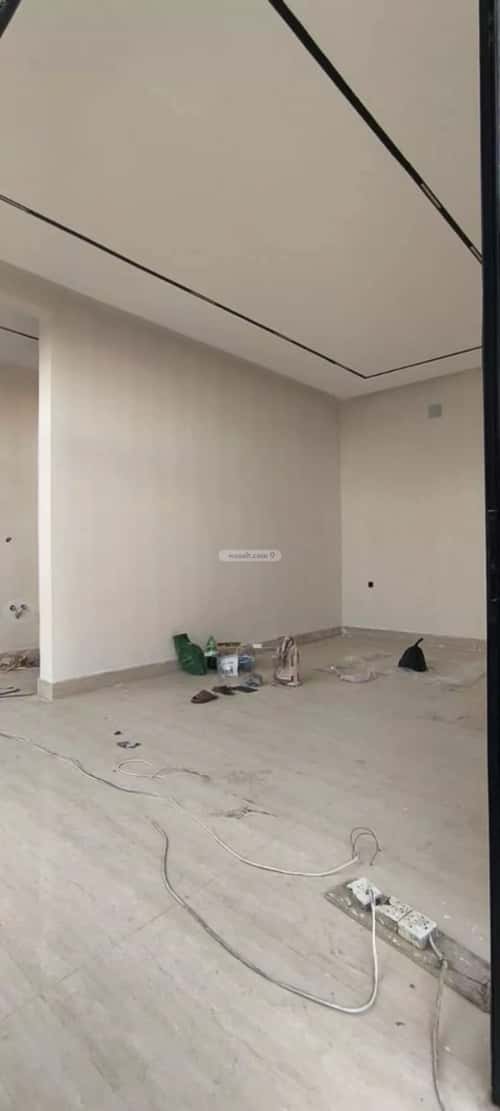 فيلا 300 متر مربع شرقية على شارع 20م الرمال، شرق الرياض، الرياض