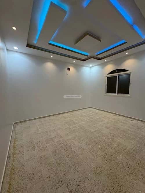 Floor 450 SQM with 3 Bedrooms Al-Mahdiyah, West Riyadh, Riyadh
