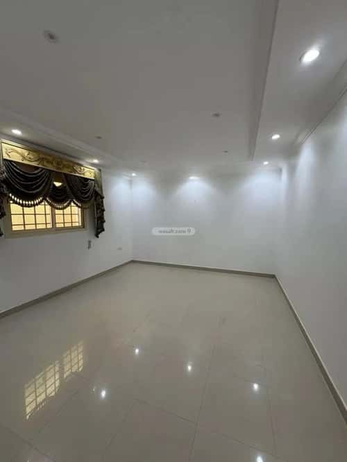 فيلا 250 متر مربع واجهة جنوبية ب 5 غرف الربيع، شمال الرياض، الرياض