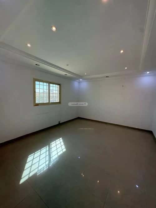 فيلا 250 متر مربع واجهة جنوبية ب 5 غرف الربيع، شمال الرياض، الرياض