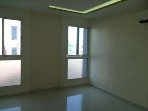 Villa 2100 SQM Facing North with 3 Bedrooms Al-Malaz, Central Riyadh, Riyadh