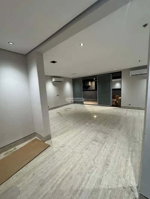 Apartment with 5 Bedrooms King Fahad Dist, Aldammam