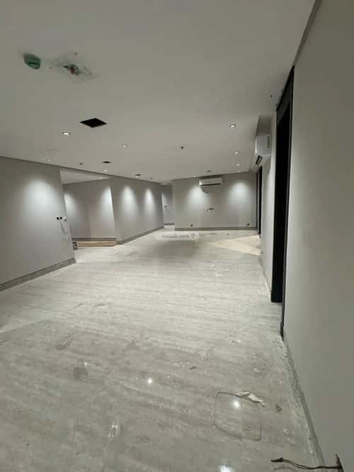 Apartment with 5 Bedrooms King Fahad Dist, Aldammam