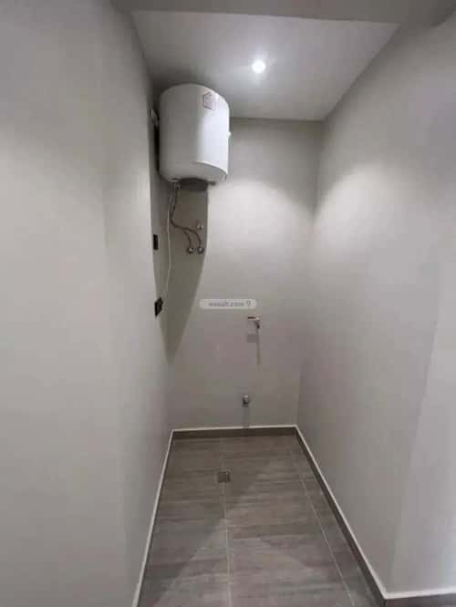 شقة ب 6 غرف الزهور، الدمام