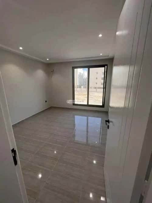 شقة ب 6 غرف الزهور، الدمام