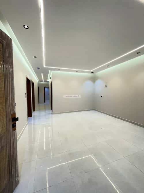 Villa 420 SQM Facing East on 15m Width Street Alghashashyaalgadeed, Makkah Al Mukarramah