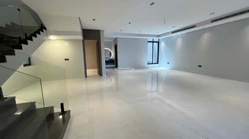 فيلا 252 متر مربع شمالية على شارع 15م السيف، الدمام