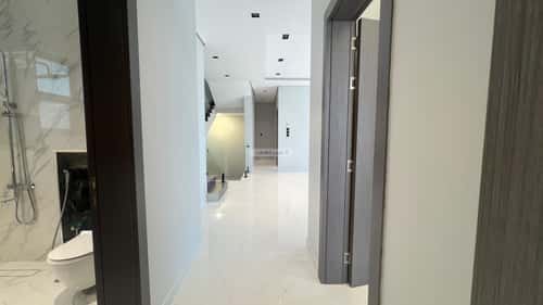 فيلا 252 متر مربع شمالية على شارع 15م السيف، الدمام