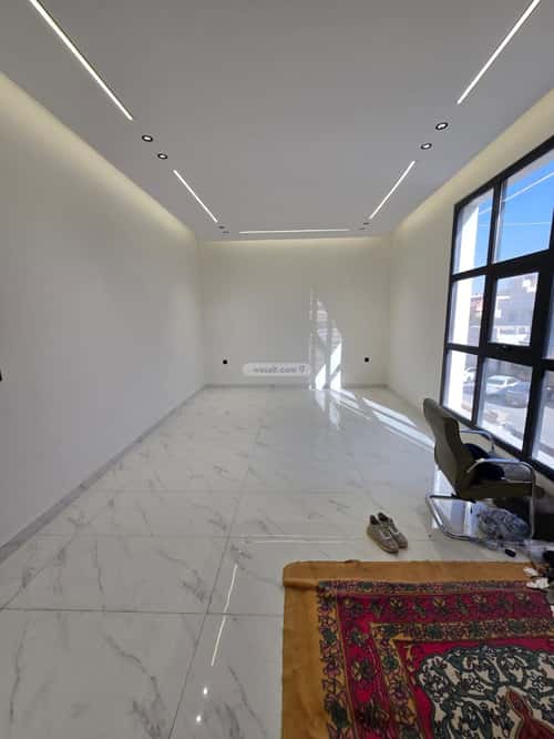 Floor with 5 Bedrooms Al-Muanisiyah, East Riyadh, Riyadh