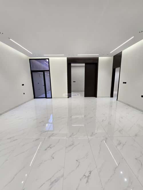 5 bedroom floor in Al Munsiyah