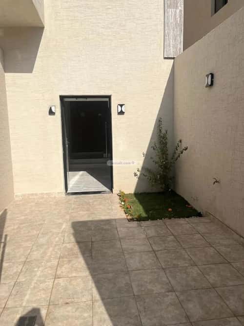 Floor 153 SQM with 4 Bedrooms Al-Arid, North Riyadh, Riyadh