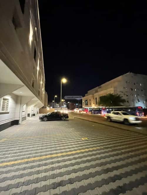 شقة 4 غرف في بطحاء قريش