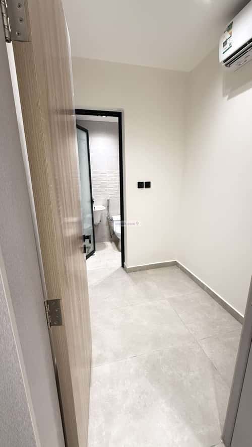 Apartment with 3 Bedrooms Al Hammraa, Khobar