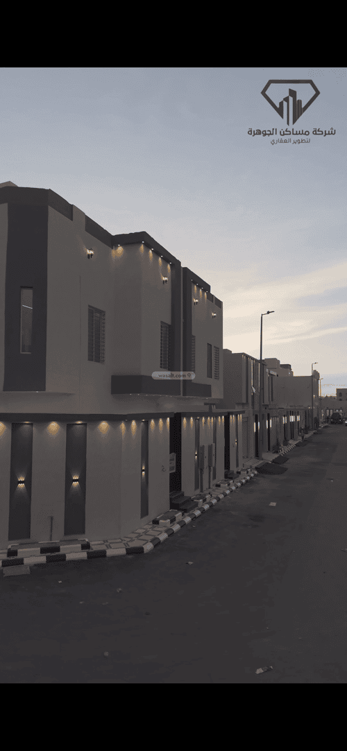 فيلا 261 متر مربع شمالية على شارع 12م ريحه، الطائف