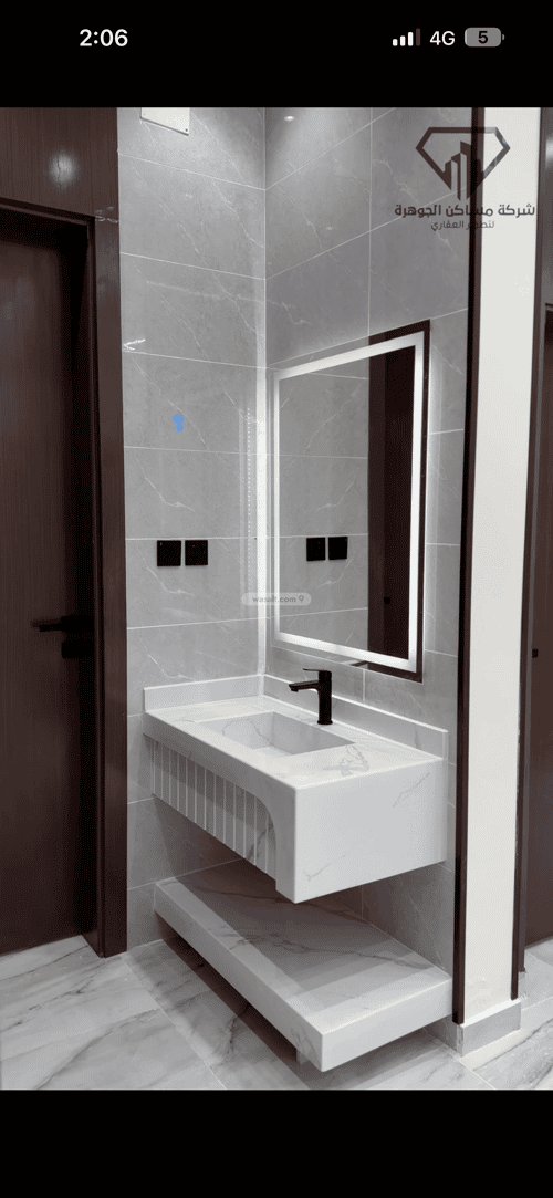 فيلا 261 متر مربع شمالية على شارع 20م ريحه، الطائف