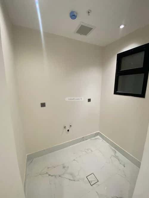 Apartment with 4 Bedrooms Ghirnatah, East Riyadh, Riyadh