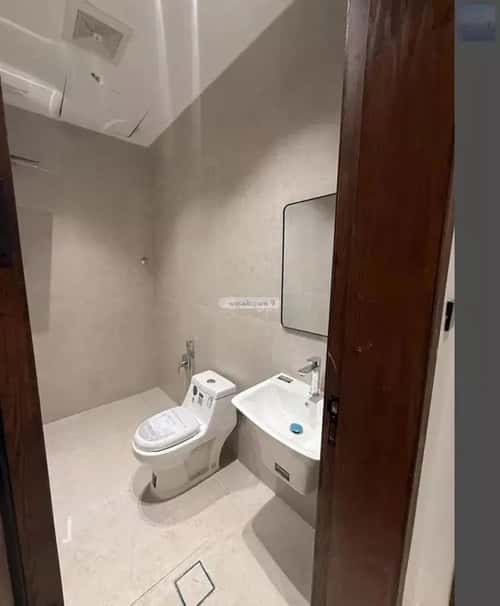 Floor 144 SQM with 5 Bedrooms Al- Nadwah, East Riyadh, Riyadh