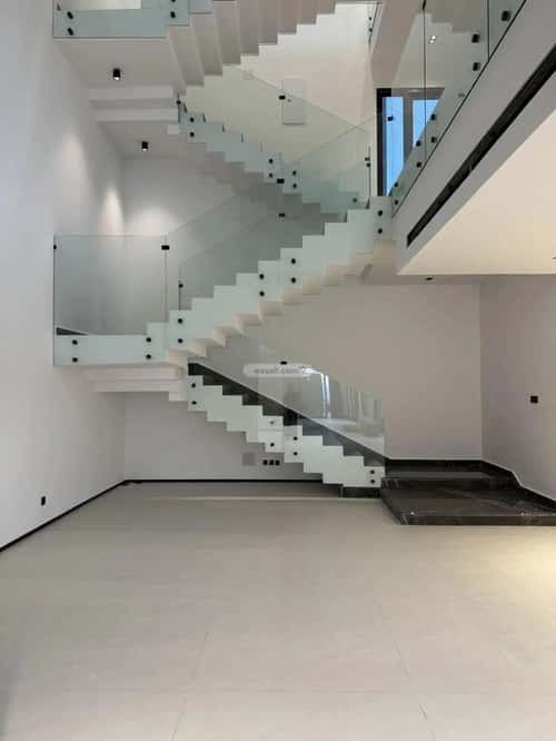 فيلا 364 متر مربع غربية على شارع 15م النرجس، شمال الرياض، الرياض