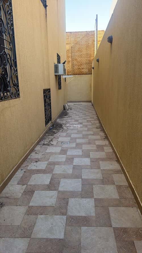 فيلا 400 متر مربع واجهة شمالية ب 7 غرف العريجاء الغربي، غرب الرياض، الرياض