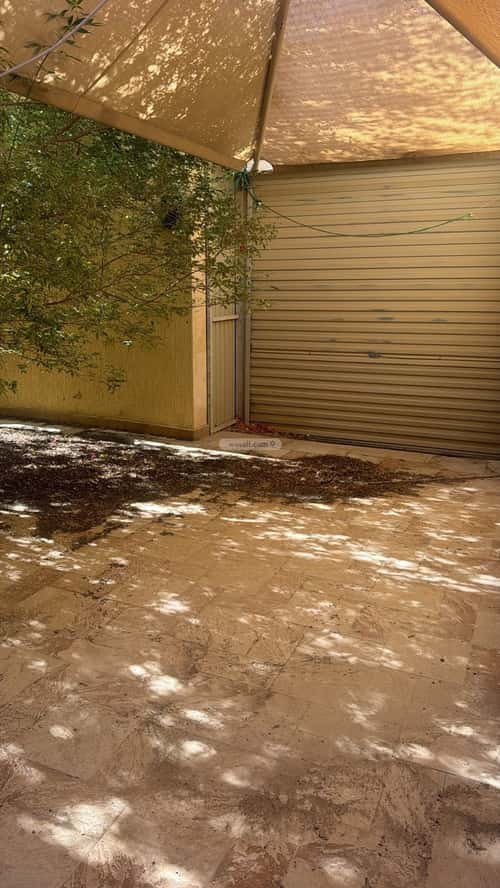 Villa 400 SQM Facing North with 7 Bedrooms West Al-Oraija, West Riyadh, Riyadh