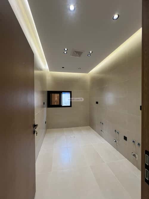 5 bedroom apartment in Al Naeem