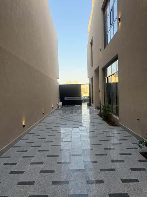 Villa 638 SQM Facing East on 12m Width Street Al-Mahdiyah, West Riyadh, Riyadh