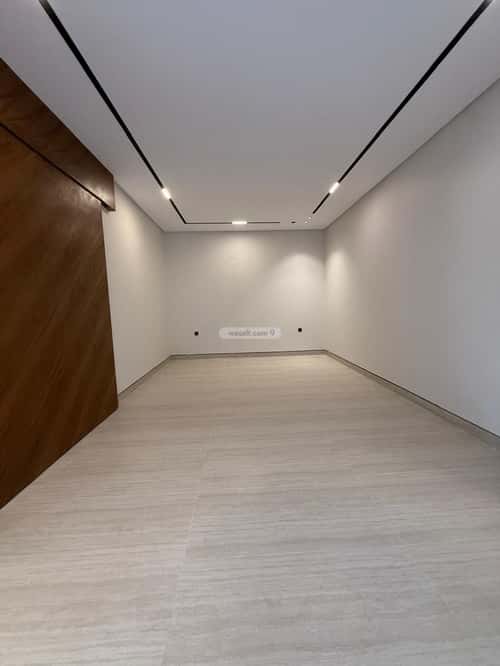 Villa 638 SQM Facing East on 12m Width Street Al-Mahdiyah, West Riyadh, Riyadh