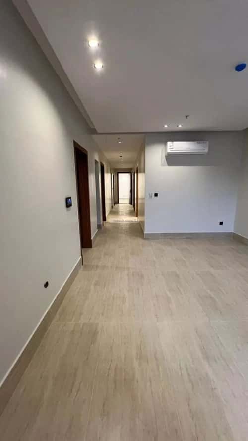 Apartment with 3 Bedrooms Al Hammraa, Khobar