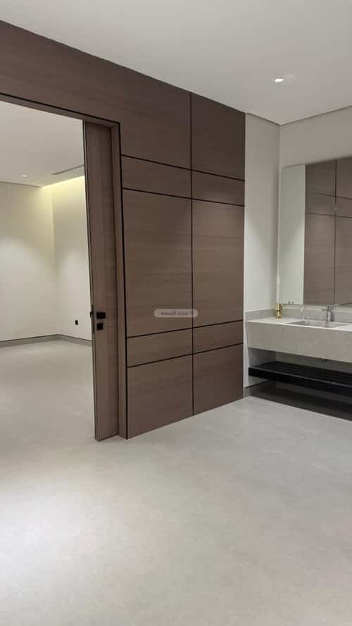 5 bedroom villa in Al Mahdiyyah