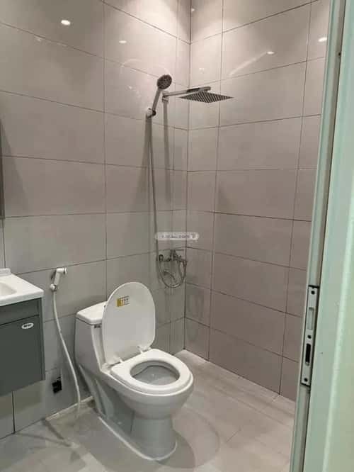 غرفة للإيجار العقربية، الخبر