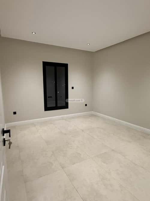 فيلا 250 متر مربع شمالية على شارع 16م الياقوت، شمال جدة، جدة