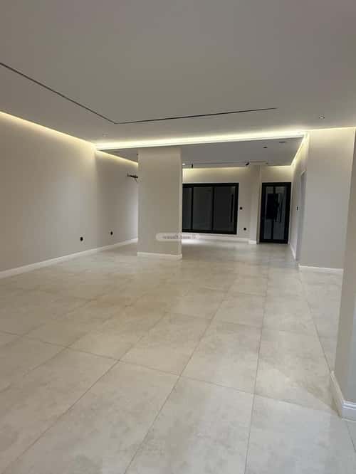 فيلا 250 متر مربع شمالية على شارع 16م الياقوت، شمال جدة، جدة