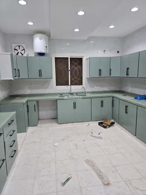 Floor 437 SQM with 6 Bedrooms Ar Rayyan, Bisha