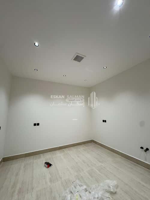 Floor 169 SQM with 5 Bedrooms Ash-Shifa, South Riyadh, Riyadh