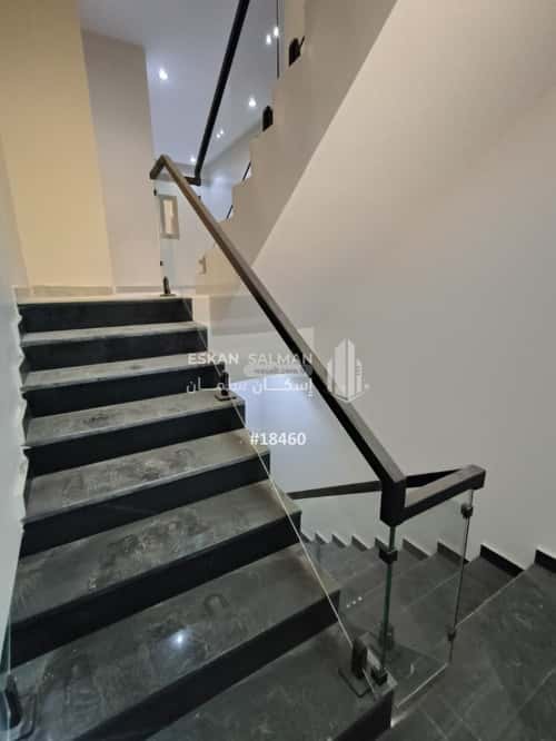 فيلا 361 متر مربع شمالية على شارع 20م الجنادرية، شرق الرياض، الرياض