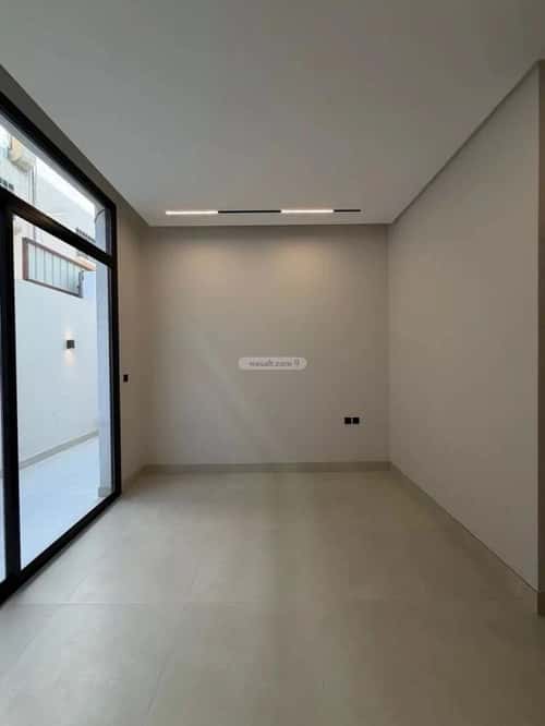Floor 518 SQM with 3 Bedrooms Al-Maseef, North Riyadh, Riyadh