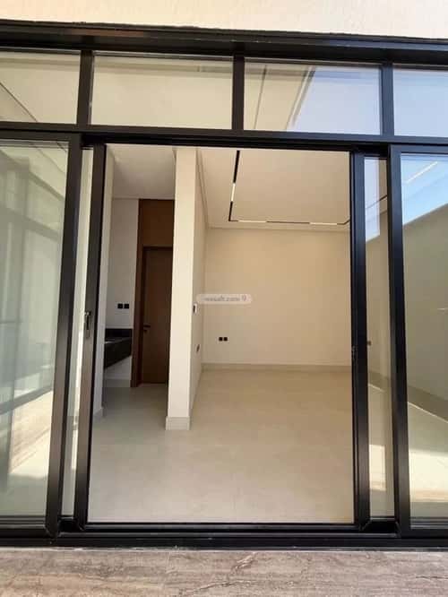 Floor 518 SQM with 3 Bedrooms Al-Maseef, North Riyadh, Riyadh
