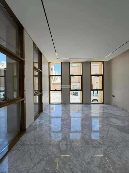 فيلا 375 متر مربع شرقية على شارع 15م الوادي، شمال الرياض، الرياض