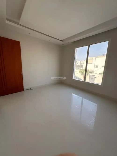 6 bedroom villa in Al Yasmin