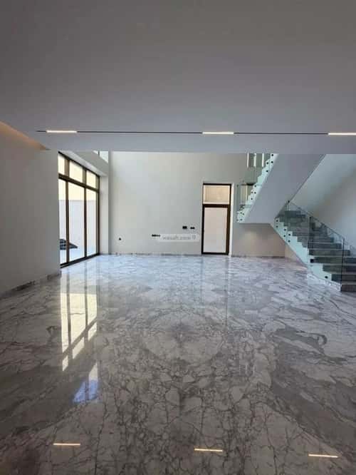 فيلا 375 متر مربع شرقية على شارع 15م الوادي، شمال الرياض، الرياض