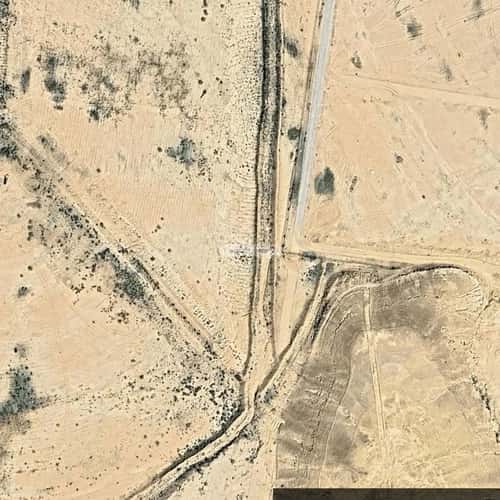 أرض 3058 متر مربع شرقية على شارع 15م لبب، حريملاء