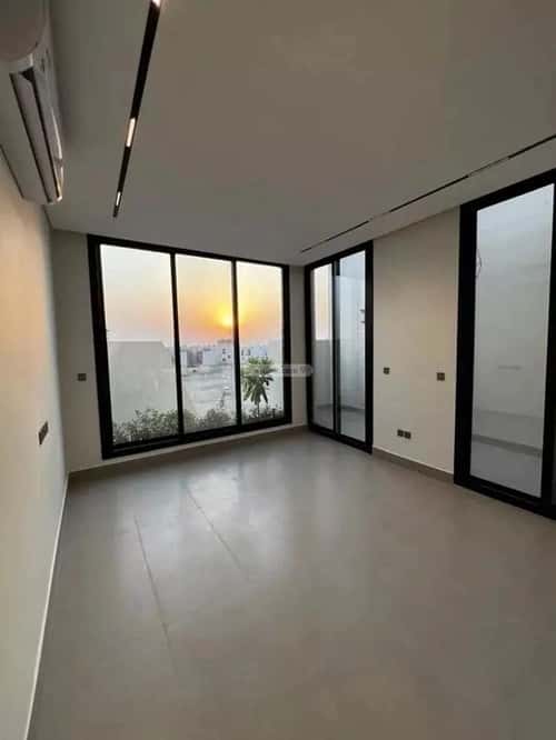 فيلا 329 متر مربع شرقية على شارع 18م الصفاء، وسط الرياض، الرياض