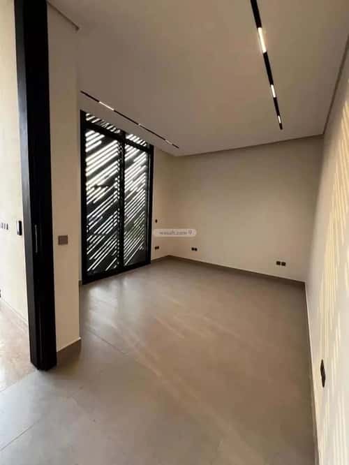 فيلا 338 متر مربع غربية على شارع 40م الصفاء، وسط الرياض، الرياض