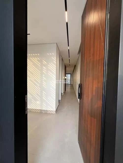 Villa 329 SQM Facing West on 40m Width Street As-Safa, Central Riyadh, Riyadh