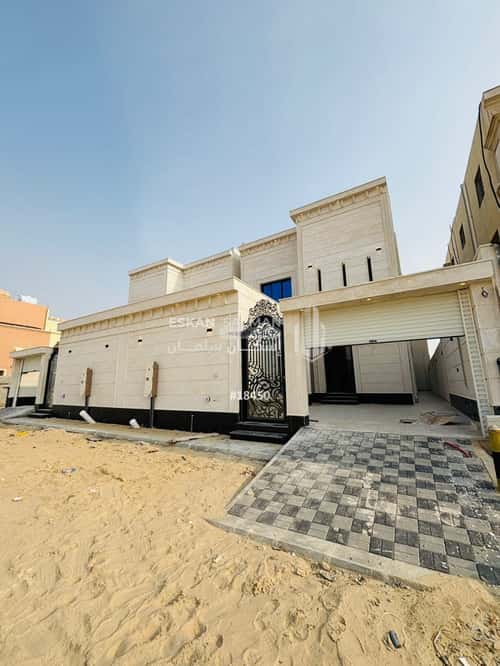 Villa 300 SQM Facing North on 30m Width Street Al Aziziyah - Al Jubail, Jubail
