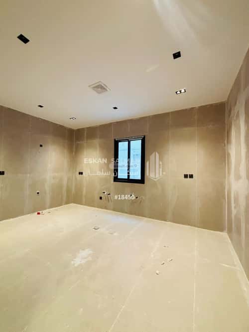 Villa 300 SQM Facing North on 30m Width Street Al Aziziyah - Al Jubail, Jubail