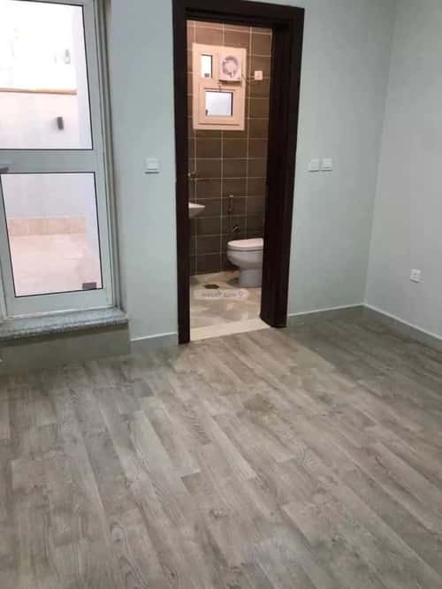 فيلا 300 متر مربع واجهة شمالية ب 7 غرف الجنادرية، شرق الرياض، الرياض