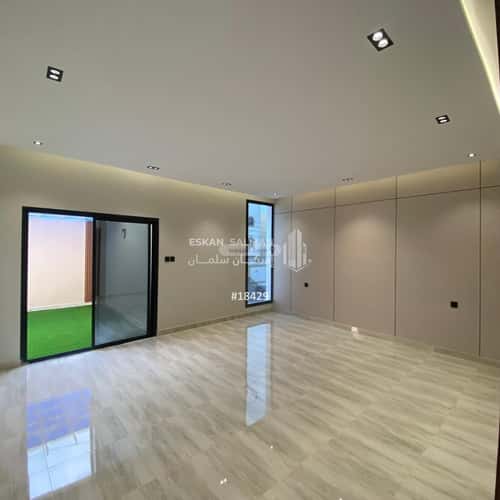 فيلا 449 متر مربع جنوبية على شارع 20م الواسط، الطائف