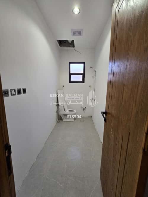 Floor 201 SQM with 5 Bedrooms Al-Khaleej, East Riyadh, Riyadh