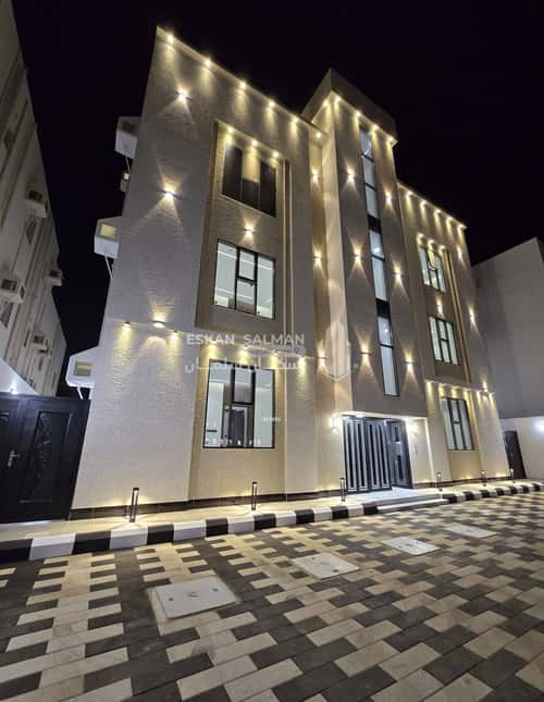 Floor 297 SQM with 6 Bedrooms Al Rafaya 2, Jazan